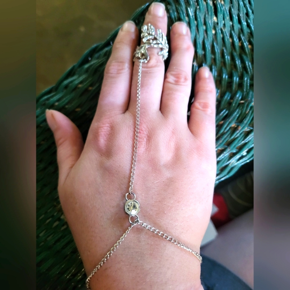 Ring bracelet